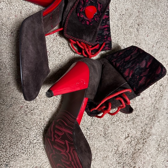 Perfect 4 those RED HOT dates! ❤️💋♥️ Red and brown leather high heels - Picture 4 of 5